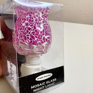 NIB Mosaic Glass Night Light (Bulb Included)